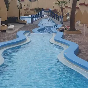 https://mareverde-vista-mare-con-tres-piscinas.adeje-hotels.com